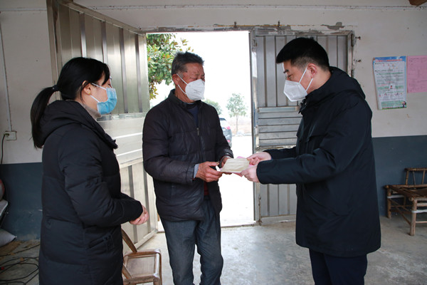 东宝区检察院开展春节前走访慰问活动